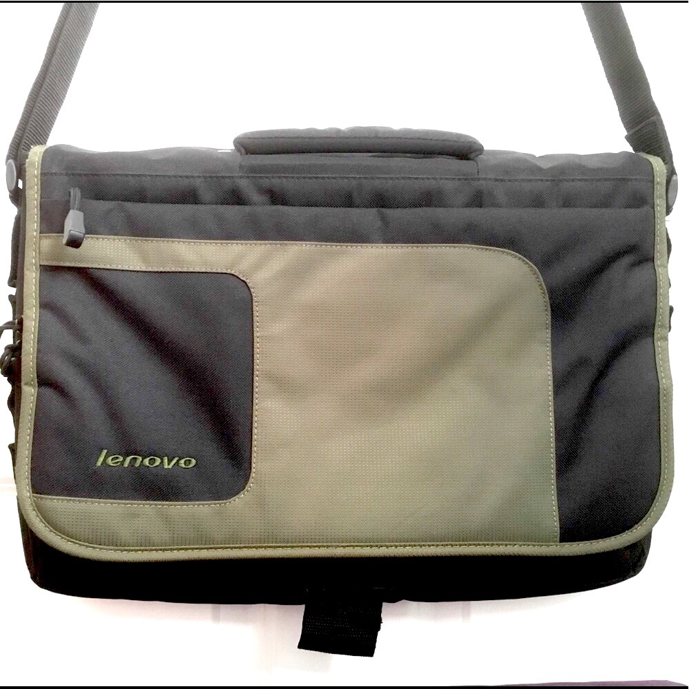 Lenovo Messenger bag- 15.6" laptop case